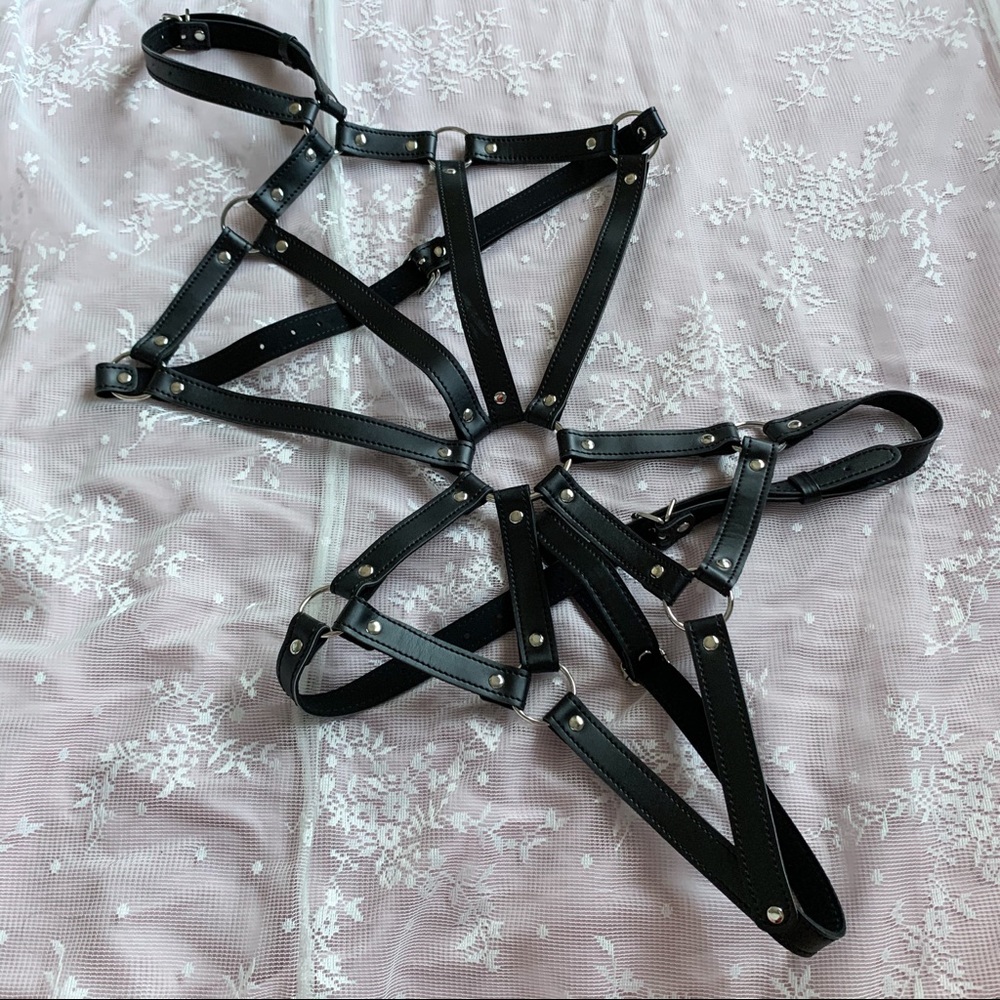 Strappy body harness